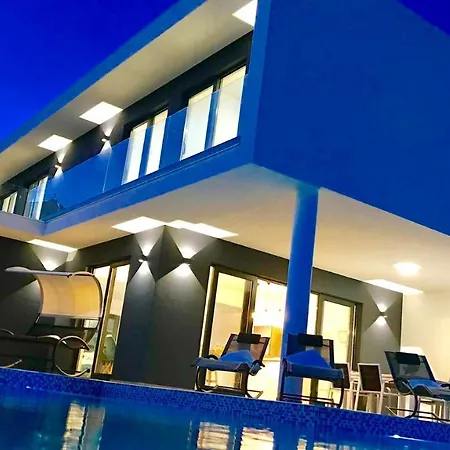 Stylish Near Dubrovnik With A Swimming Pool