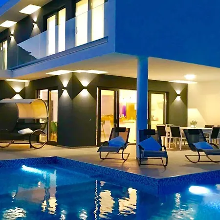 Stylish Near Dubrovnik With A Swimming Pool *